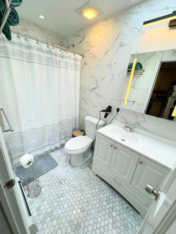 The Waltham Private Room & Bathroom John F Kennedy Jfk Lga Airport Manhattan Penn Station Bullet-Train 15 Min New York Extérieur photo